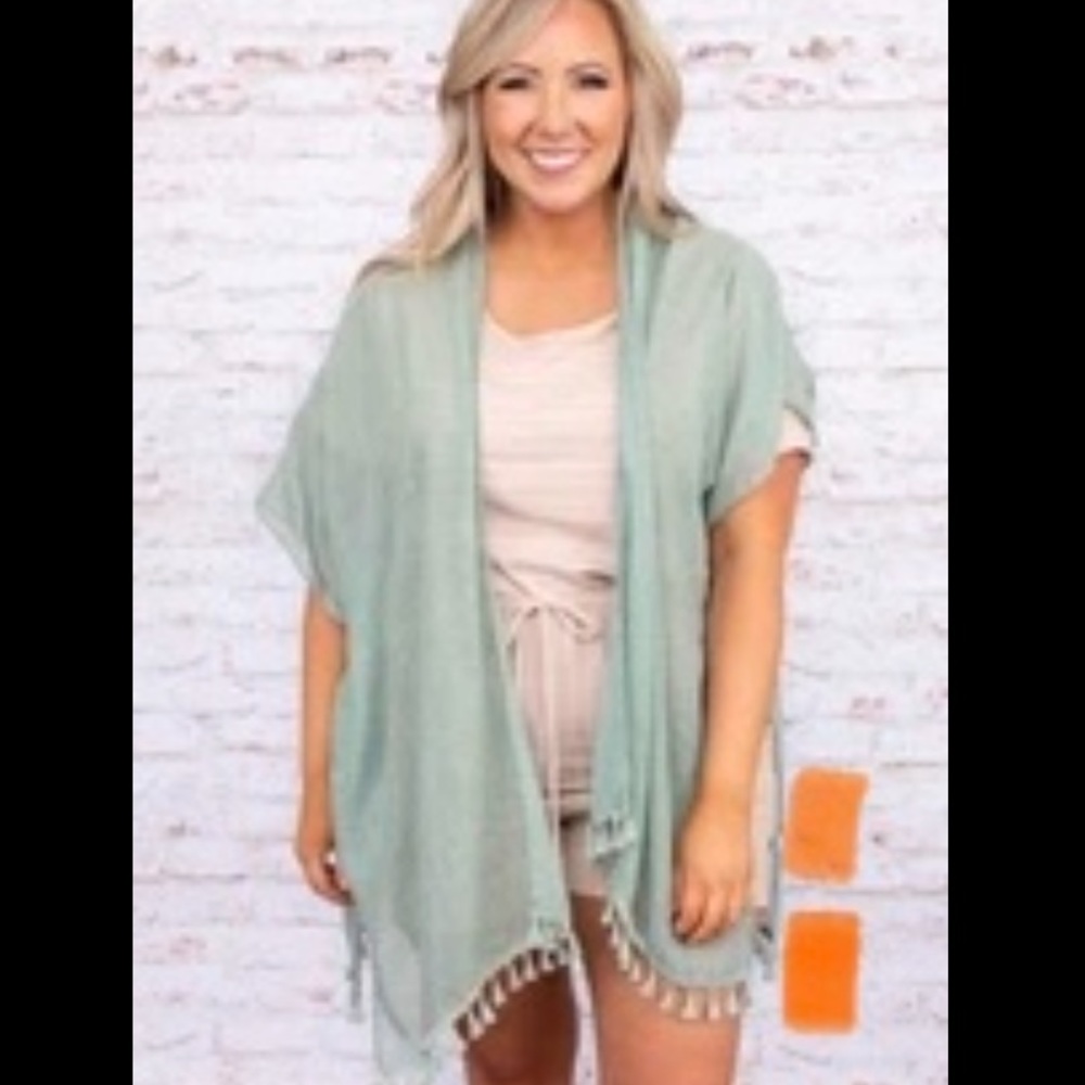 Chic Soul sage kimono